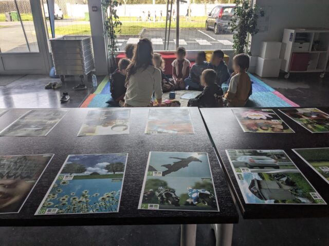 🌱 Philosopher dès 6 ans : quand la curiosité rencontre la science...
Au cours des derniers mois, Léo Pour le Monde a animé un cycle de trois ateliers philosophiques auprès d'enfants à Cap Sciences, autour de thématiques essentielles telles que le bonheur, la nature, la coopération, la curiosité et l'observation.
Au fil des séances, les enfants ont exploré des questions aussi profondes que :
💭 Est-ce qu'être heureux, c'est faire tout ce que l'on veut ?
💭 Pourquoi les animaux s'entraident-ils ?
💭 Faisons-nous partie de la nature ?
💭 Peut-on fabriquer la nature ?
À travers des débats, des activités créatives, des pratiques d'attention et même la création de "lunettes de super philosophe", ils ont appris à observer, questionner, écouter et argumenter.
Ce qui nous a le plus marqué ? La richesse des liens entre démarche scientifique et démarche philosophique. Toutes deux reposent sur l'étonnement, l'observation, la curiosité et l'enquête. Les enfants ont naturellement navigué entre ces deux façons d'explorer le monde.
Lors de la dernière séance, ils ont d'ailleurs démontré une belle capacité à s'écouter mutuellement, à construire des arguments et à problématiser ensemble. Une preuve que la réflexion philosophique a toute sa place dès le plus jeune âge.
🙏 Merci aux enfants pour leur enthousiasme ; à notre partenaire Côté Sciences Air & Espace pour avoir rendu possible ces espaces de réflexion, d'émerveillement et de dialogue ; et à Elodie, notre animatrice !
✨ Cultiver la curiosité aujourd'hui, c'est former les penseurs de demain.